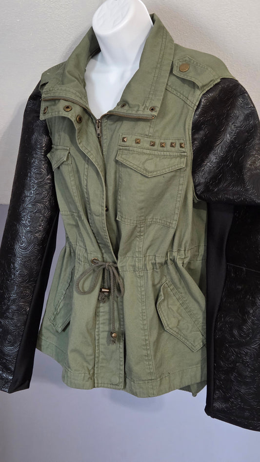 Camo Jacket Sleeves/Anniversary Throw